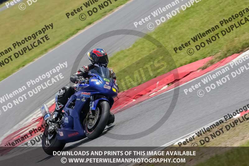 enduro digital images;event digital images;eventdigitalimages;no limits trackdays;peter wileman photography;racing digital images;snetterton;snetterton no limits trackday;snetterton photographs;snetterton trackday photographs;trackday digital images;trackday photos